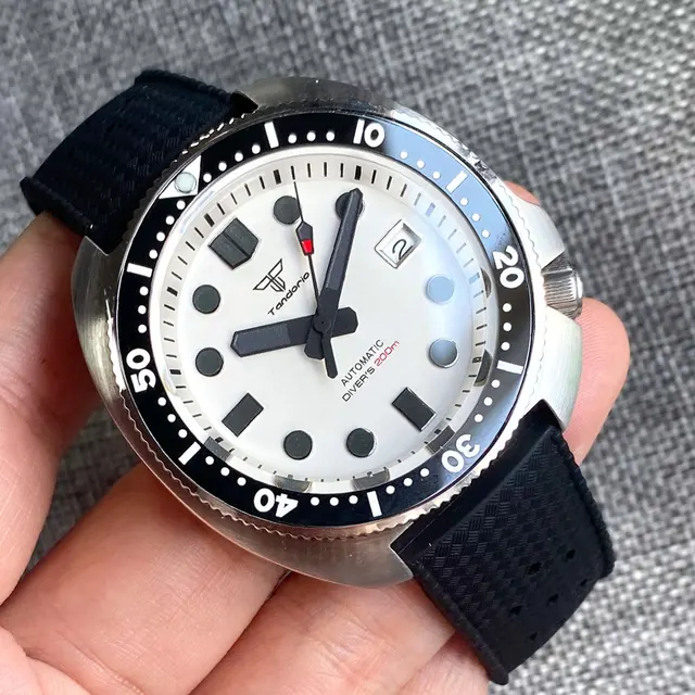 30bar Waterproof NH35 Turtle Professional Watch Diver Master Steel Automatic Wristwatch Men 120clicks Bezel 4.1 crown White