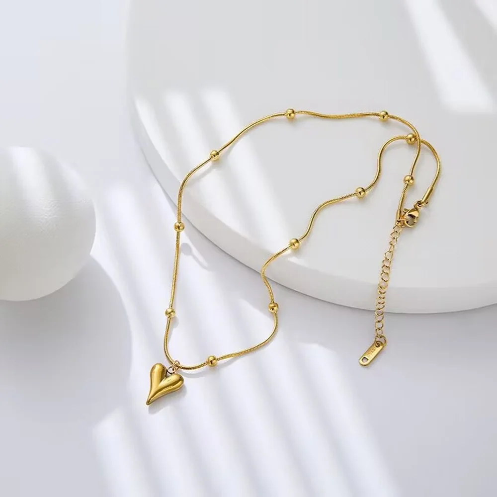 Simple Gold-plate Metal Bead Snake Chain Necklace For Women Fashion Vintage Heart-shaped Pendant Choker Jewelry