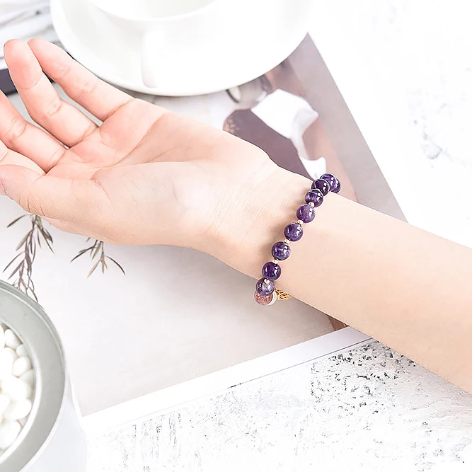 Gold Hollowed-out Bead Natrual Amethyst Strawberry Crystal White Moonstone Bracelet for Women Female Fine Jewelry YBR235