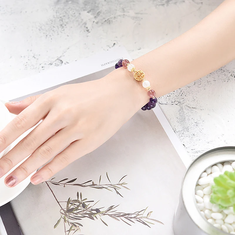 Gold Hollowed-out Bead Natrual Amethyst Strawberry Crystal White Moonstone Bracelet for Women Female Fine Jewelry YBR235