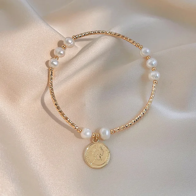 Elegant Queen's Head Coin 14K Gold Filled Natural Freshwater Pearl Ladies Charm Bracelet No Fade Cheap Gifts Women