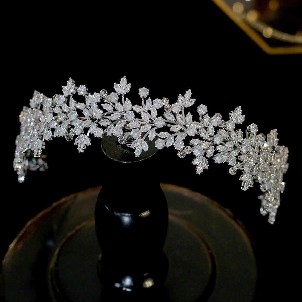Bridal Headwear Hair Accessories Jewelry，Crowns For Women Wedding Accessories，Cubic Zirconia Crown，Tiara，Bridesmaid GiftProduct
