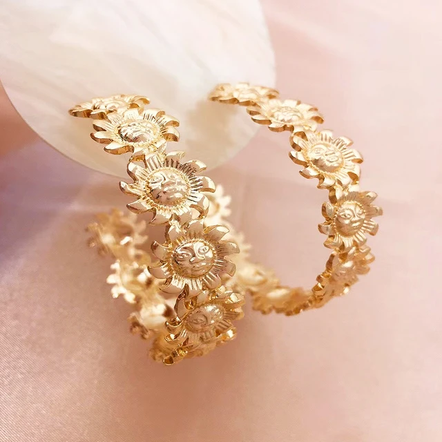 European and American Personality Three-dimensional Style Women Ear Loops Metallic Sunflower Creative Elegant Party Gift Jewelry