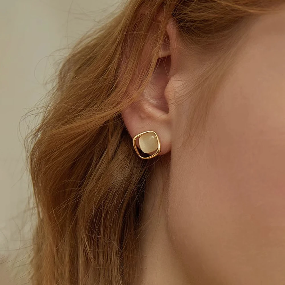 Gem Stone Stud Earrings Women French Elegant Simple Glossy Gold Color Trend 2024 New Accessories Designer Korean Fashion Jewelry