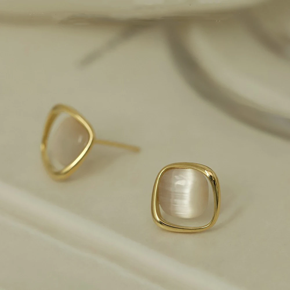 Gem Stone Stud Earrings Women French Elegant Simple Glossy Gold Color Trend 2024 New Accessories Designer Korean Fashion Jewelry