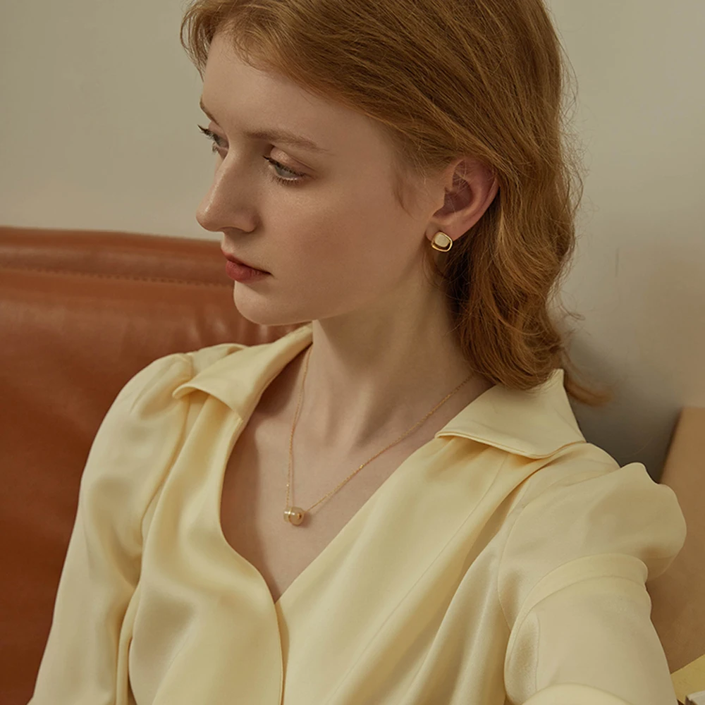 Gem Stone Stud Earrings Women French Elegant Simple Glossy Gold Color Trend 2024 New Accessories Designer Korean Fashion Jewelry