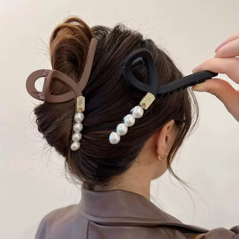 Vintage Korean Hair Claw Clip Pearl Female Frosted Large Elegant Hair Crab Hair Clip Headdress Female Jewelry Accessory Gift