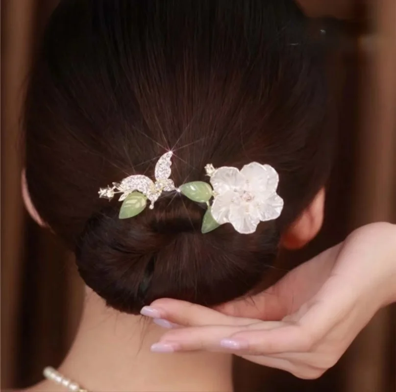 Fashion Elegant Butterfly Flower Hair Stick Hair Accessories Women Camellia Fish Tail Plate Lazy Person Headwear Hairpin Jewelry