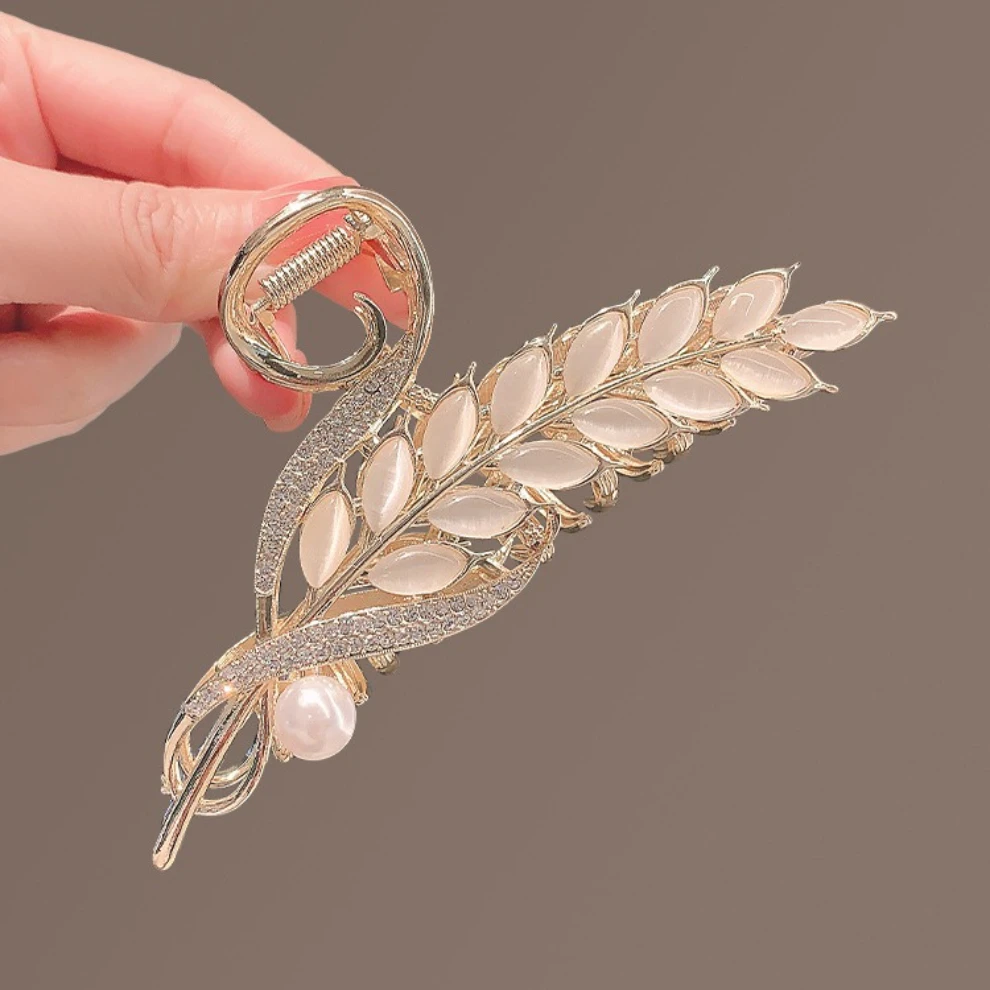 Women Wheat grab clip Elegant hair accessories opal light luxury large hair clip back head shark clip