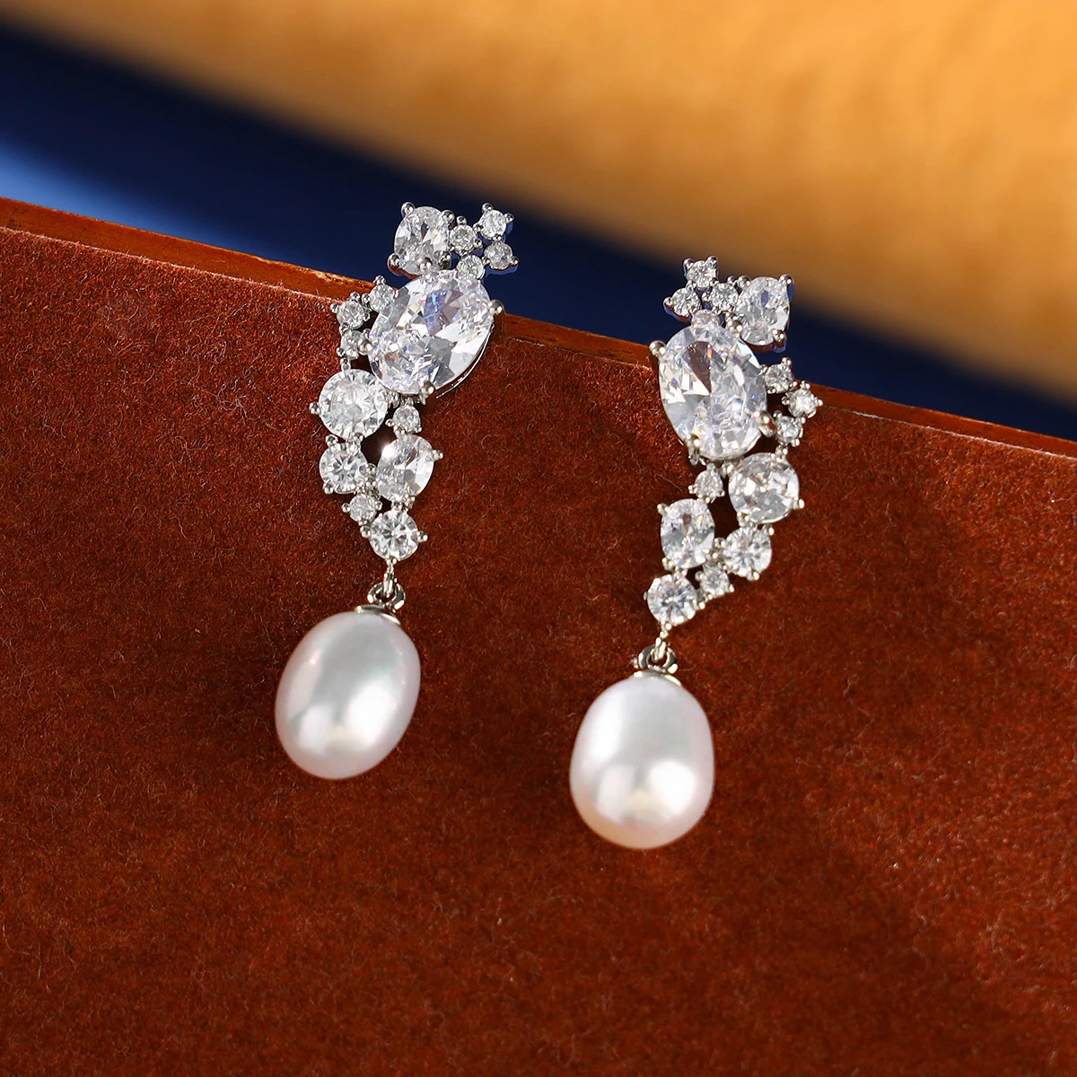 Women Bridal Natural Pearl Earrings Micro Set Cubic Zirconia Pendant Earrings