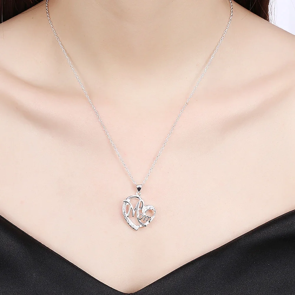 925 sterling Silver Charm MOM AAA Zircon Heart Pendant Necklace For Women Luxury Fashion Party Wedding Accessories Jewelry Gifts