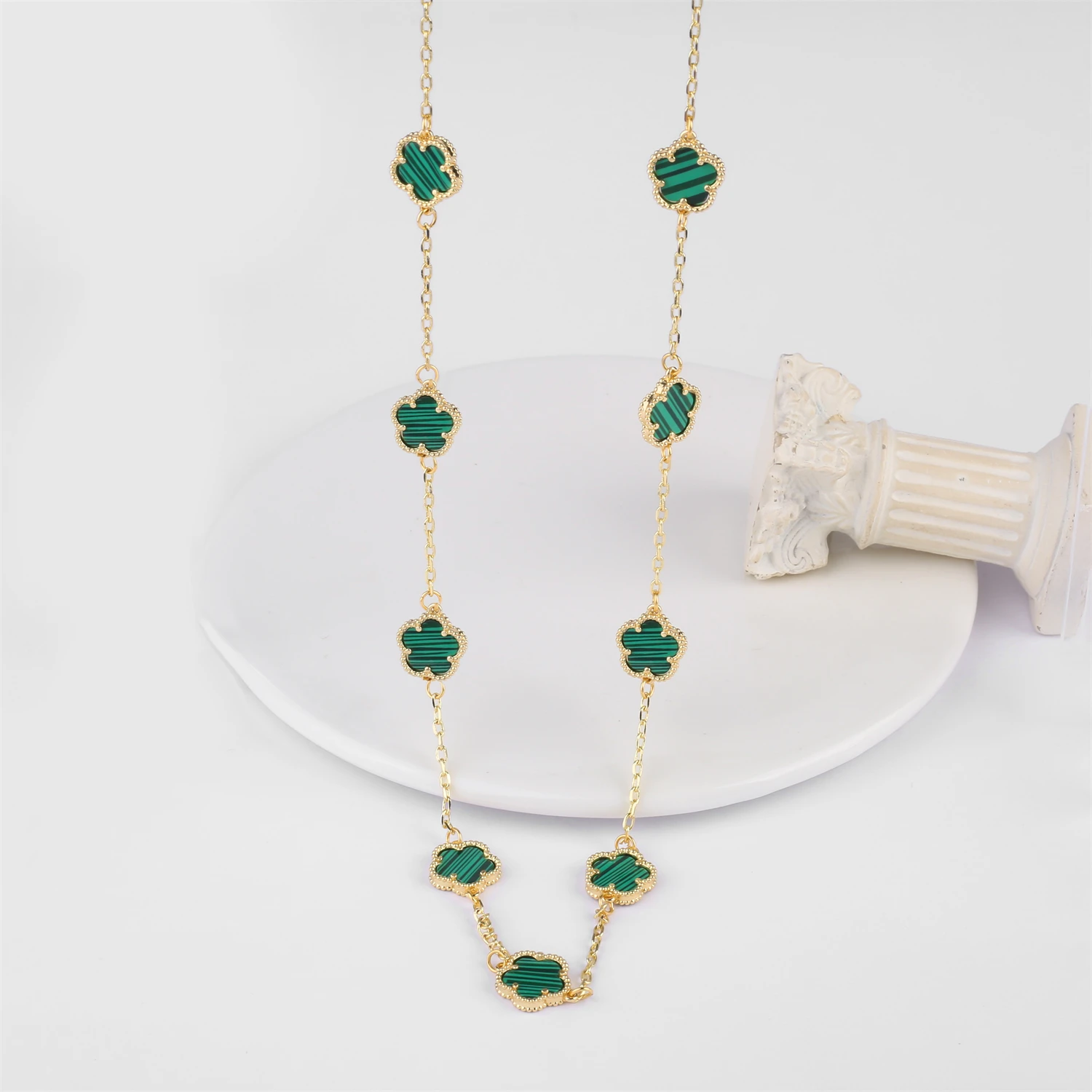 Design Five Leaves Flower Necklace For Women Charm Shell Metal Four Clover sweater chain Luxury Jewelry WholesaleProduct sel