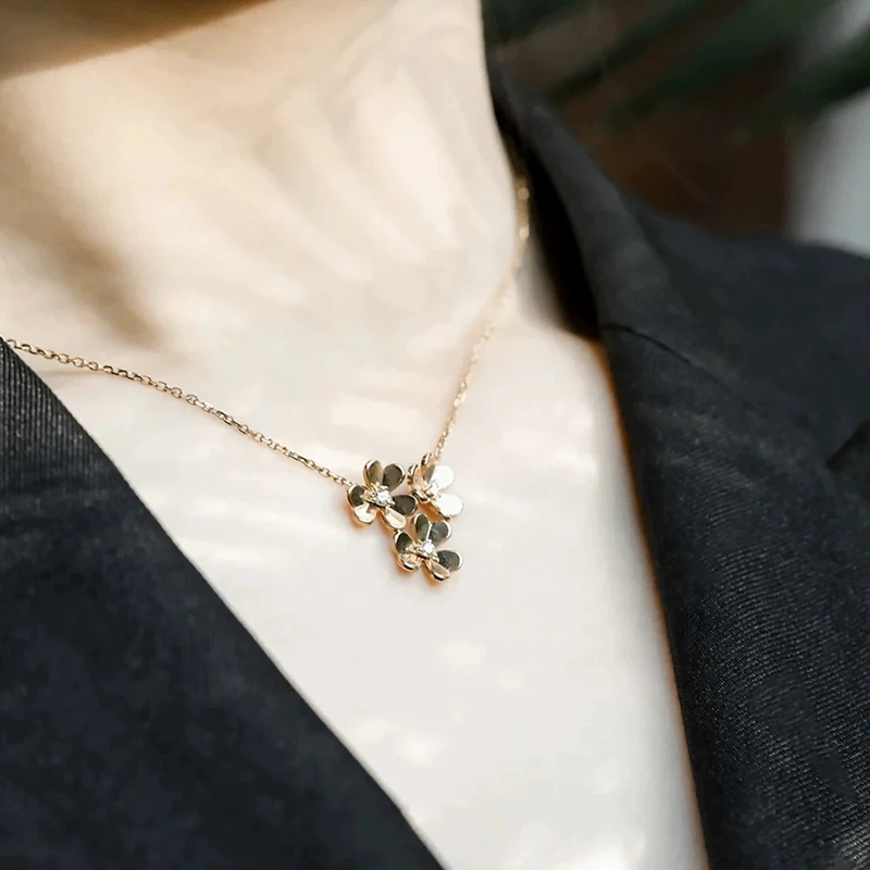 High Quality 925 Sterling Silver Fashion 3 Flowers Ladies Necklace Frivole Clover Pendant For Women Luxury Brand Jewelry Sets