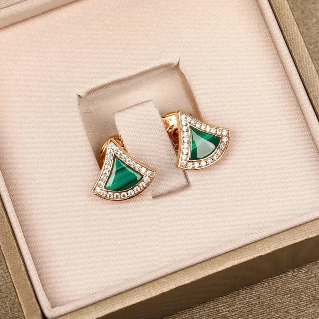 Women's European and American luxury jewelry 925 silver white mother-of-pearl fan necklace high-end brand holiday gift