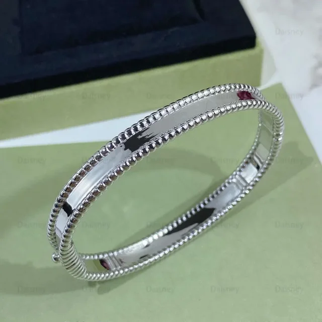 Top Quality 925 Sterling Silver Signature Bracelet Women's Temperament Fashion Luxury Brand Advanced Design Party Jewelry