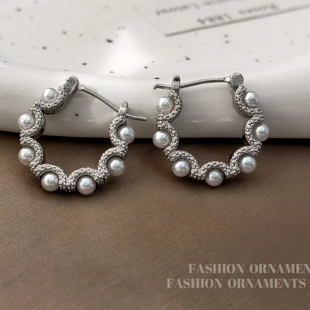 Modern Jewelry European and American Design Simulated Pearl Hoop Earrings For Women Trend New Hot Selling