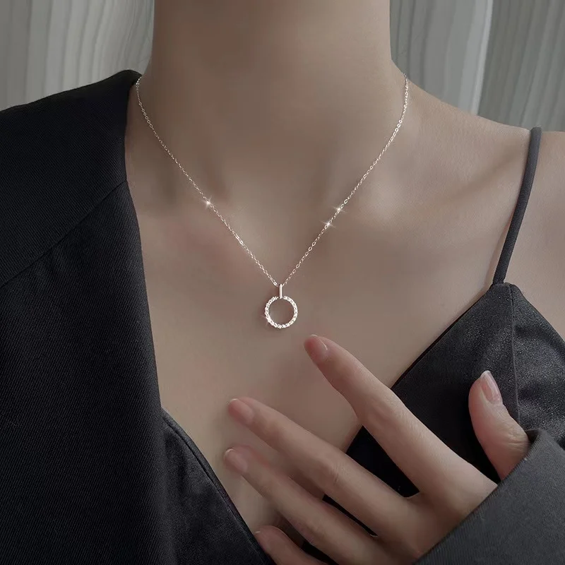 925 Sterling Silver Round Necklace Zircon Geometric Pendant Chanis Sparkling Choker Party Favor Women Fashion JewelryProduct