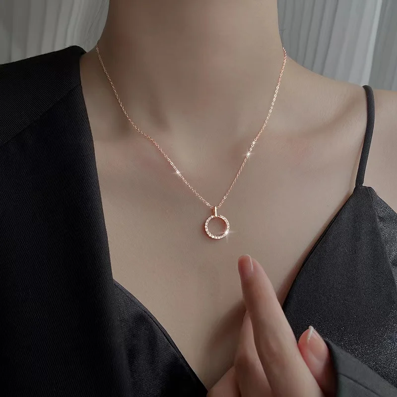 925 Sterling Silver Round Necklace Zircon Geometric Pendant Chanis Sparkling Choker Party Favor Women Fashion JewelryProduct