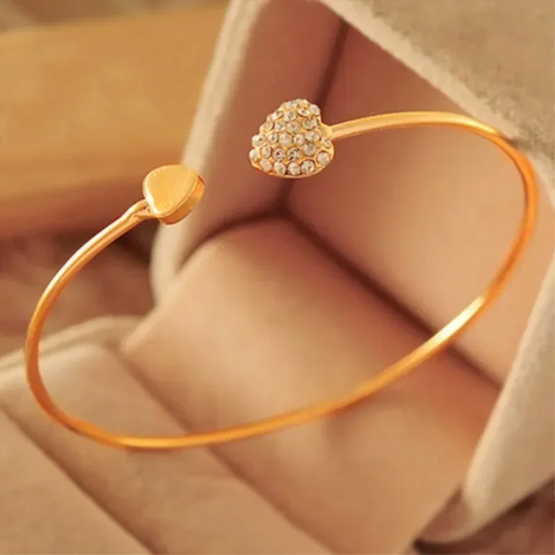 Fashion Love Crystal Heart Bracelets And Bracelets For Women Lady Jewelry Charm Open Bracelet Valentin LL230905