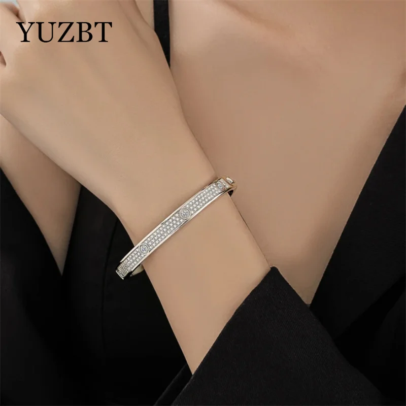 YUZBT 18K White/Rose Gold Plated Solid Total 5 Carat Excellent Cut Diamond Tester Past D Color Moissanite Bangle Wedding Jewelry