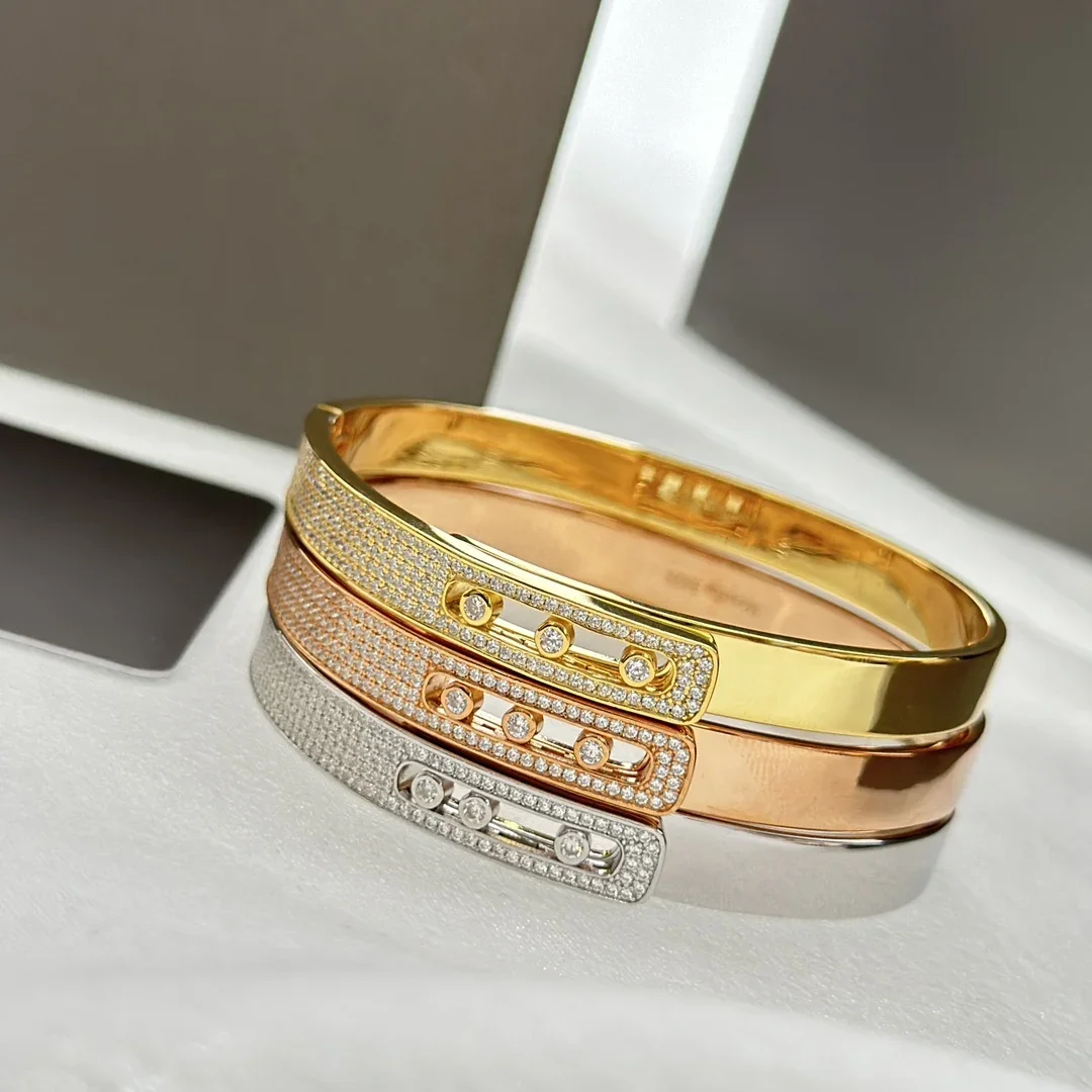 S925 Sterling Silver Material Classic Full Diamond Women's Bracelet Moving stones. Exquisite gift. Luxury jewelry