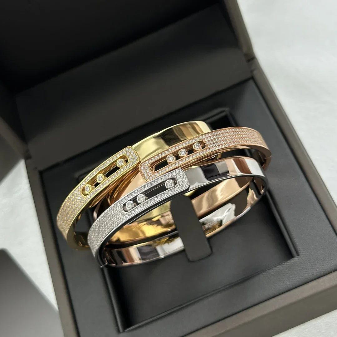 S925 Sterling Silver Material Classic Full Diamond Women's Bracelet Moving stones. Exquisite gift. Luxury jewelry