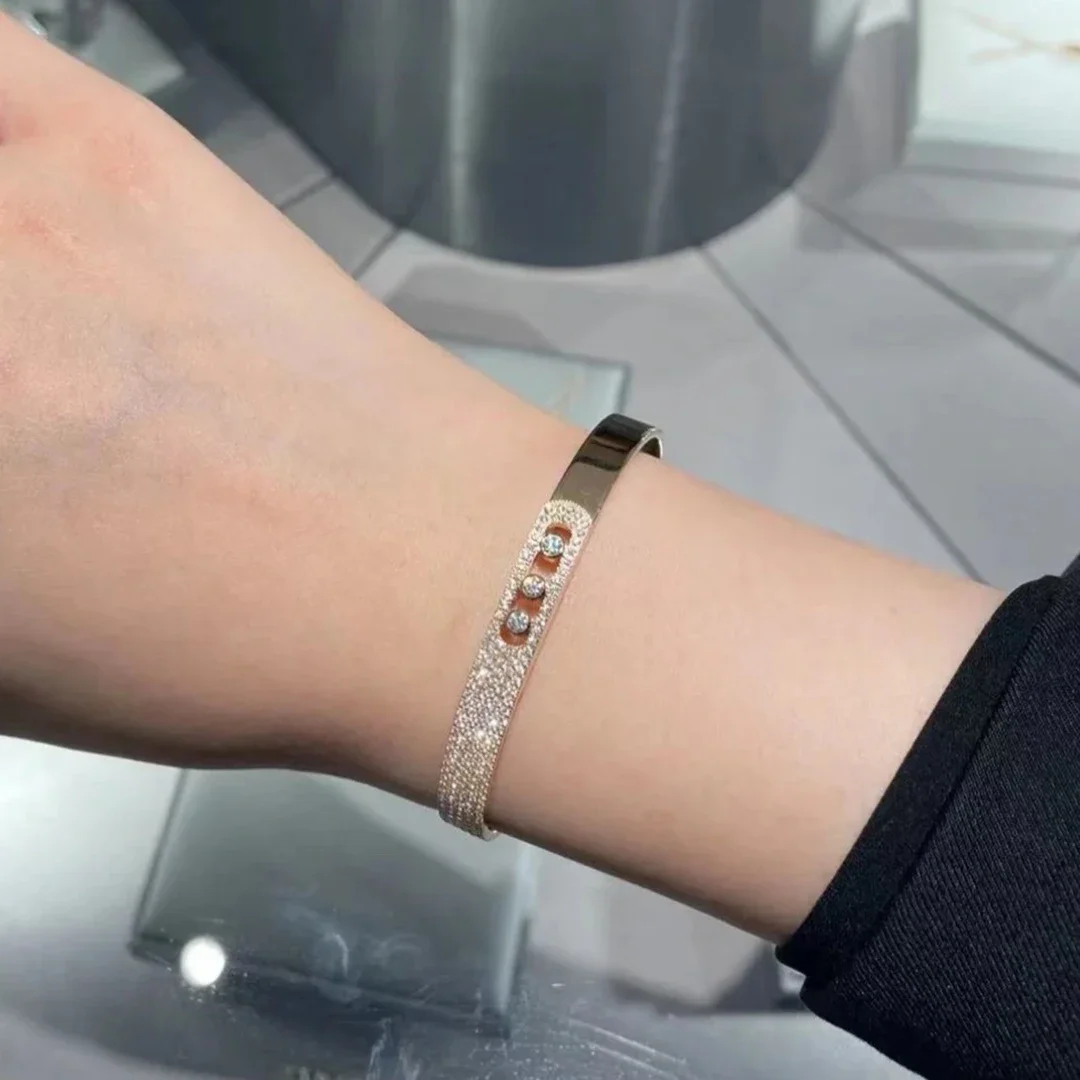 S925 Sterling Silver Material Classic Full Diamond Women's Bracelet Moving stones. Exquisite gift. Luxury jewelry