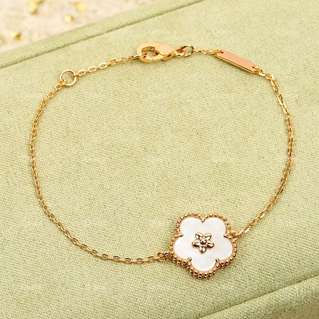 Hot selling new rose gold plum flower Ladybug bracelet Ladies fashion sweet temperament luxury brand jewelry party gift