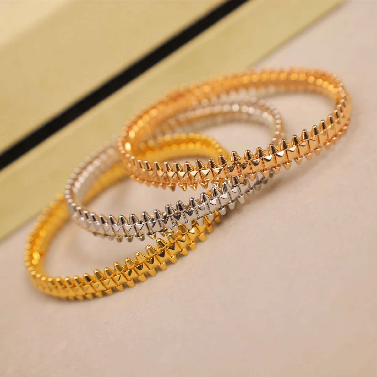 925 Sterling Silver Rotating Bullet Rivet Bracelet Classic Fashion Brand Party Banquet Luxury Jewelry