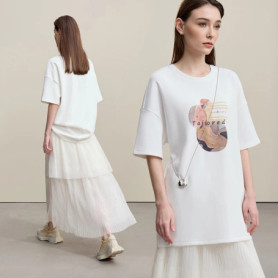 Amii Women's T-shirt 2026 Spring New Casual Crew Neck Down Shoulder Sleeves Printing T-Shirt Women's Loose Cotton Top 12611006