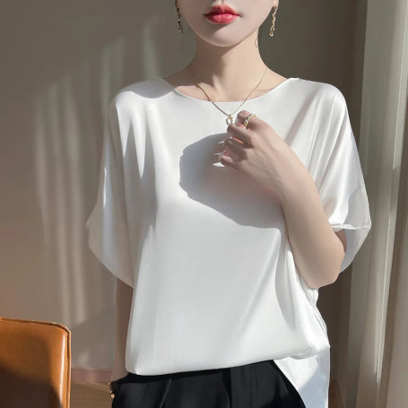 2025 Summer Women's Satin Shirt Batwing Sleeve Loose Casual oversize Tops Slash Neck Casual Tees Lady Acetate Silk Thin T-shirt