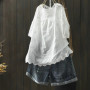 Embroidery hollow short-sleeved cotton shirt female summer new Korean fashion elegant lace splicing round neck casual blouse