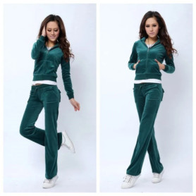 Women's Solid Color Velvet Hooded Suit Casual Outdoor Sportswear with Straight Pants And Velvet Hoodie for Autumn Winter