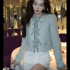 Autumn France Luxury Beaded Short Jacket Elegant Bow Party Coat Women O-neck Fashion Office Lady Formal Outerwears Top J968