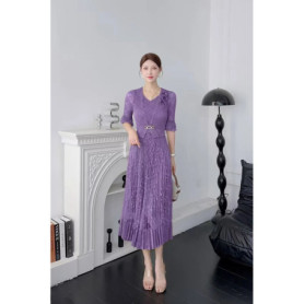 Miyake Pleated Dress 2025 Summer New V-neck Lace High-end Fashion Temperament Socialite Cinched Waist Slimming Dress