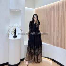 Fold Women's Black Pleated Abaya Long-Sleeve Maxi Robe Gold Pattern Decor Texture Fabric Elegant Fashion Daily Wear Trendy Chic