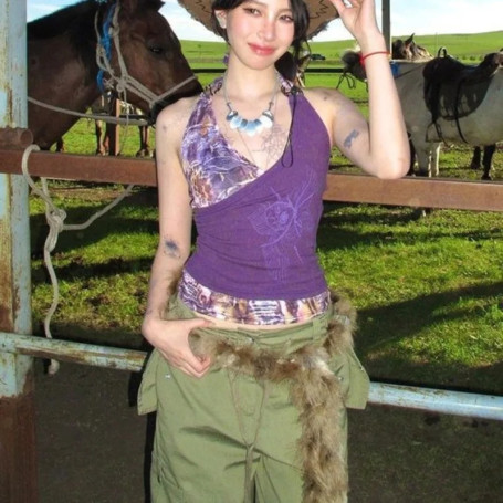 2025 Summer American Retro Purple Printed V-neck Hanging Neck Strap Tank Top for Women Wearing Spicy Girl Slimming Top Ins