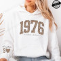 Mom Fiftieth Hoodies for Women Leopard 50th Birthday Harajuku Y2k Aesthetic Clothing 1976 Retro Birthday Women Graphic Clothes