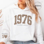 Mom Fiftieth Hoodies for Women Leopard 50th Birthday Harajuku Y2k Aesthetic Clothing 1976 Retro Birthday Women Graphic Clothes