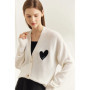 AMII Minimalism 2025 Winter Love Sweater for Women New Simple Casual Knitted Tops V-neck Wool Embroidery Loose Cardigan 12344302