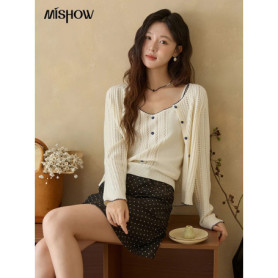 MISHOW Woman Apricot Knit Two-piece Set Wool 2025 Autumn Retro Long Sleeves Cardigan With Camisole Vest Casual Outfit MXE43T0726
