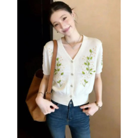 Heavy Industry Green Leaf Embroidered Knitting Short Sleeve Cardigan 2026 Spring and Summer Gentle and Fresh Forest Style