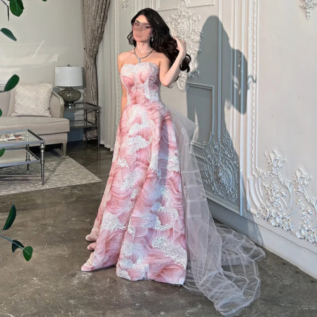 Fashion Prom Dress Customized Sleeveless Strapless Beading Lace Sweep Train Corset Evening Gown Party Dresses with Train