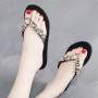 Comfortable and Fashionable All-match Beach Shoes Non-slip Soft Bottom Casual Flip-flops Rhinestone Chain Flat Slippers