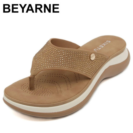 Wedge Rubber Flip Flops Shoes Woman Slippers Flat Luxury Designer Summer New Fashion Slippers